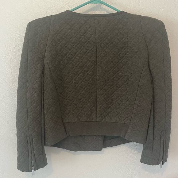 BCBG Maxazria Crop Green Moto Jacket Quilted Structured Shoulders Size Medium - Picture 4 of 11